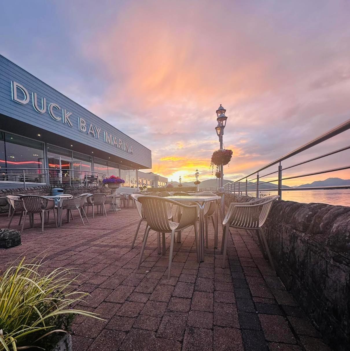 Duck Bay Hotel & Restaurant Balloch Exteriör bild